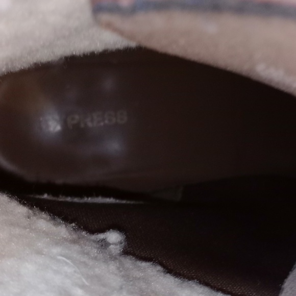 EXPRESS LIGHT BROWN ANKLE BOOTS WITH FAUX FUR SIZE 10 - Picture 8 of 12